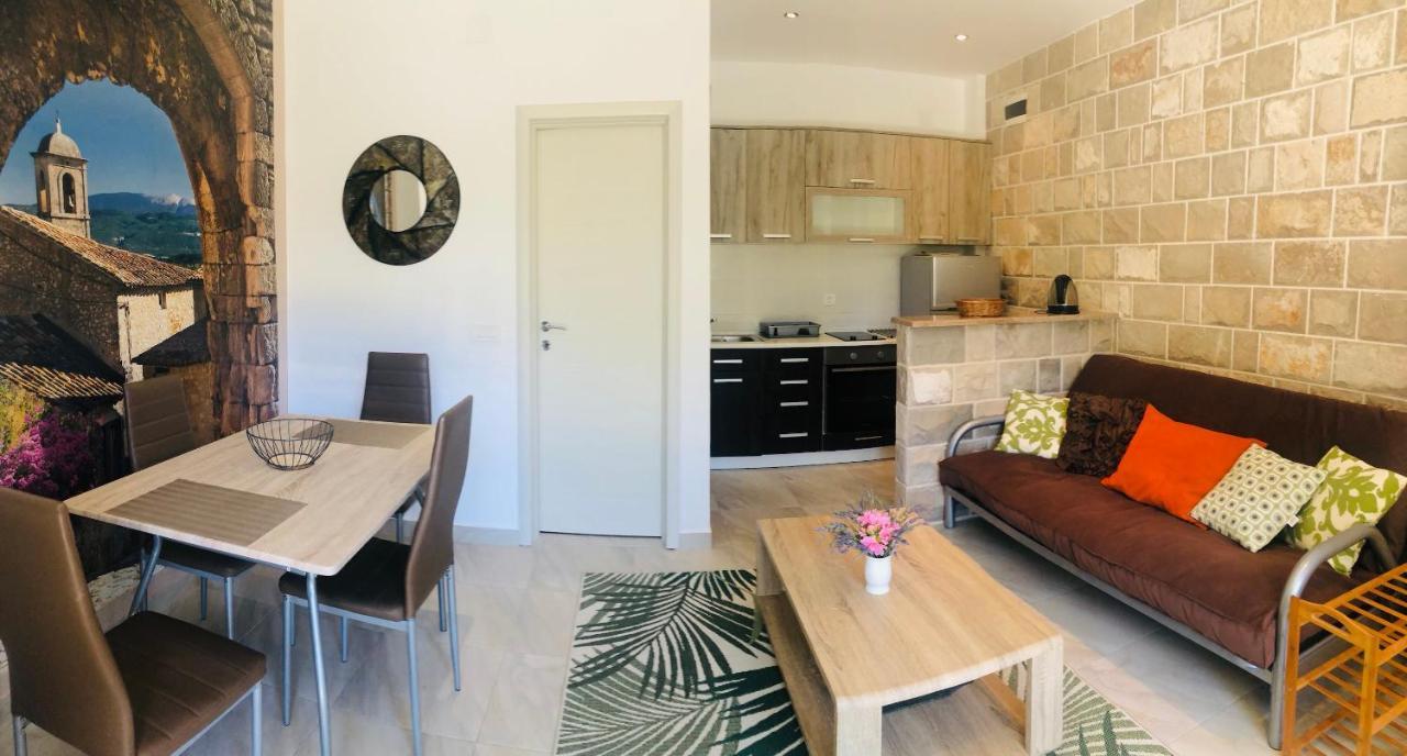 Apartments Villa Lazic Petrovazzo Esterno foto