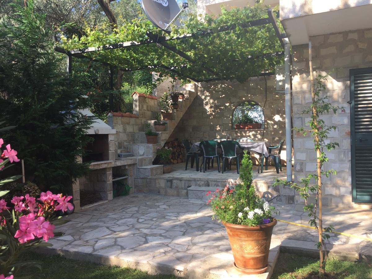 Apartments Villa Lazic Petrovazzo Esterno foto